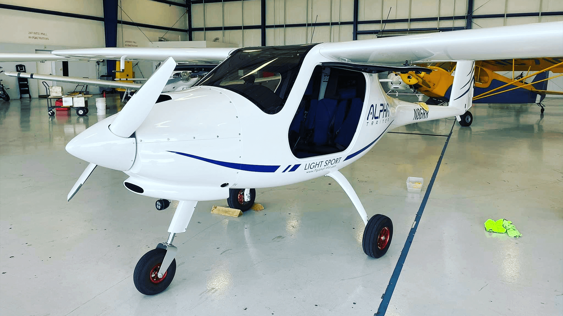 RR Pipistrel Alpha 6