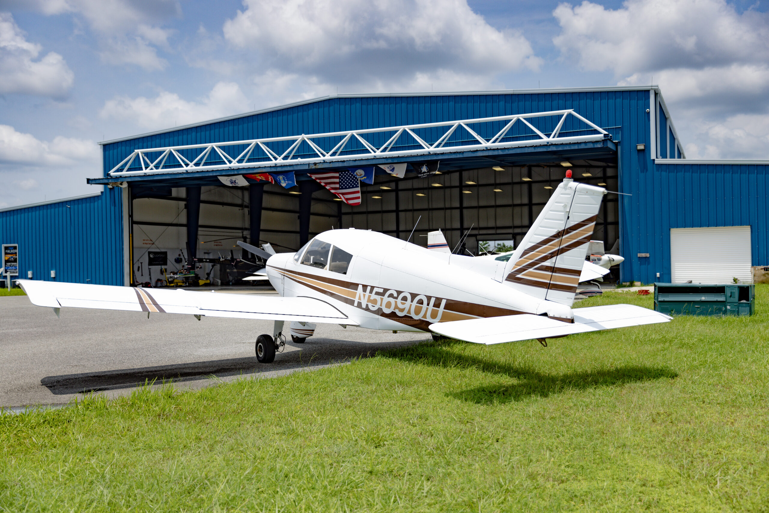 1970 Piper Cherokee PA-28-160(N5690U) - Image 3