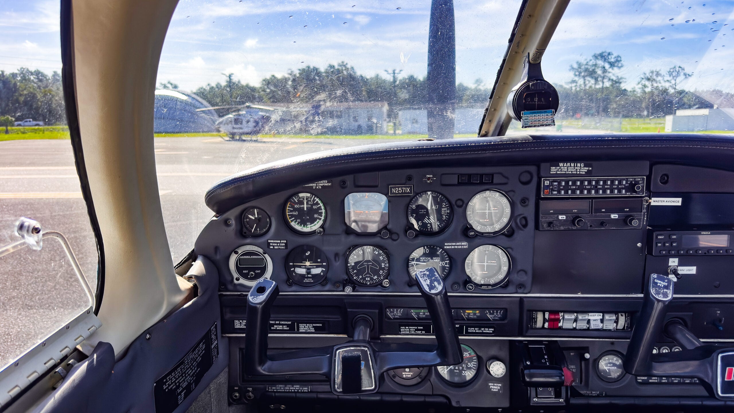 1985 Piper Cherokee PA-28-161(N2571X) - Image 7