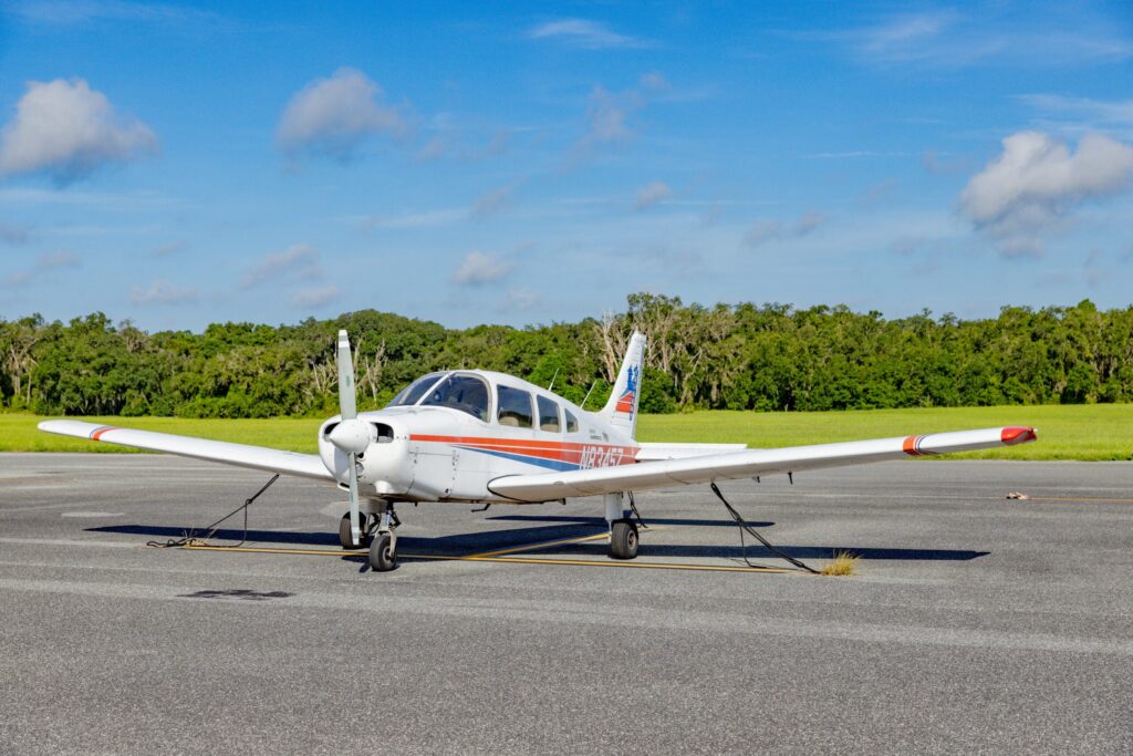 1981 Piper Cherokee PA-28-161(N8345Z)