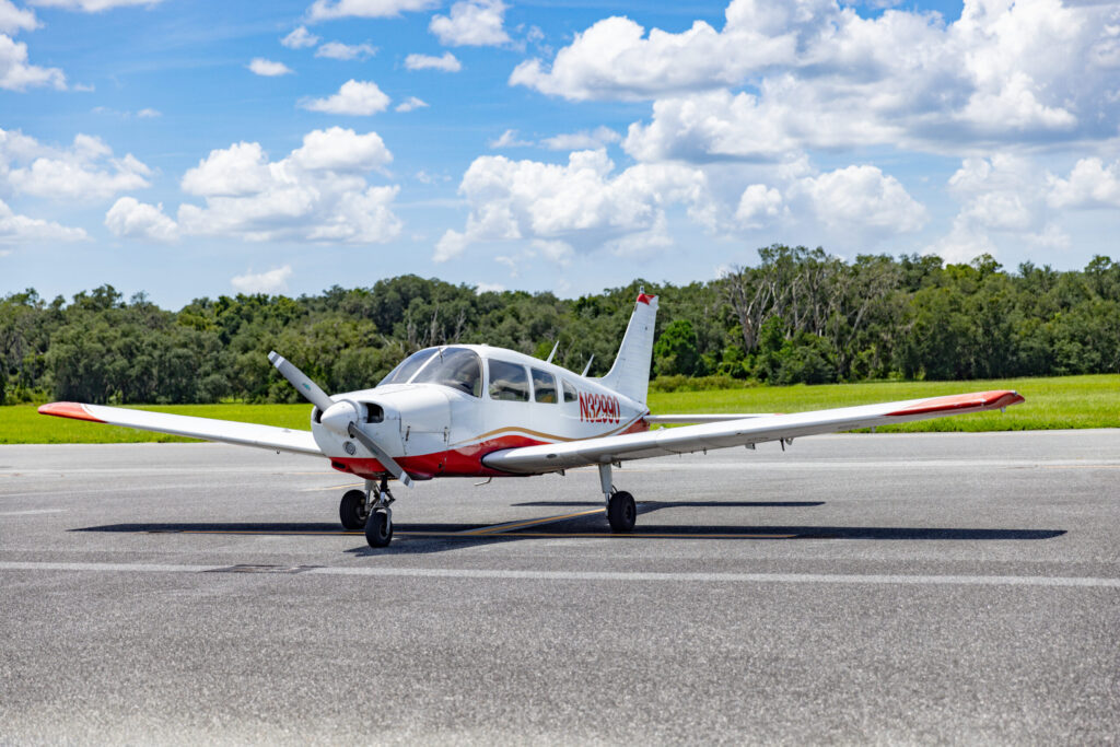 1974 Piper Cherokee PA-28-151(N32990)