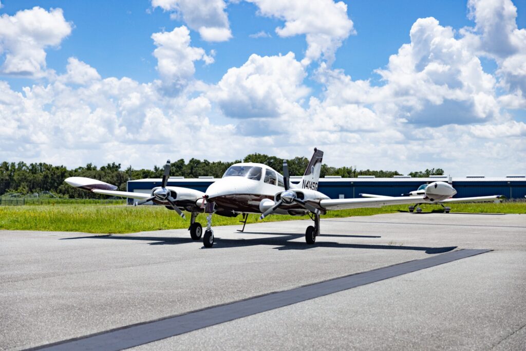 1967 Cessna 310P (N414SG)