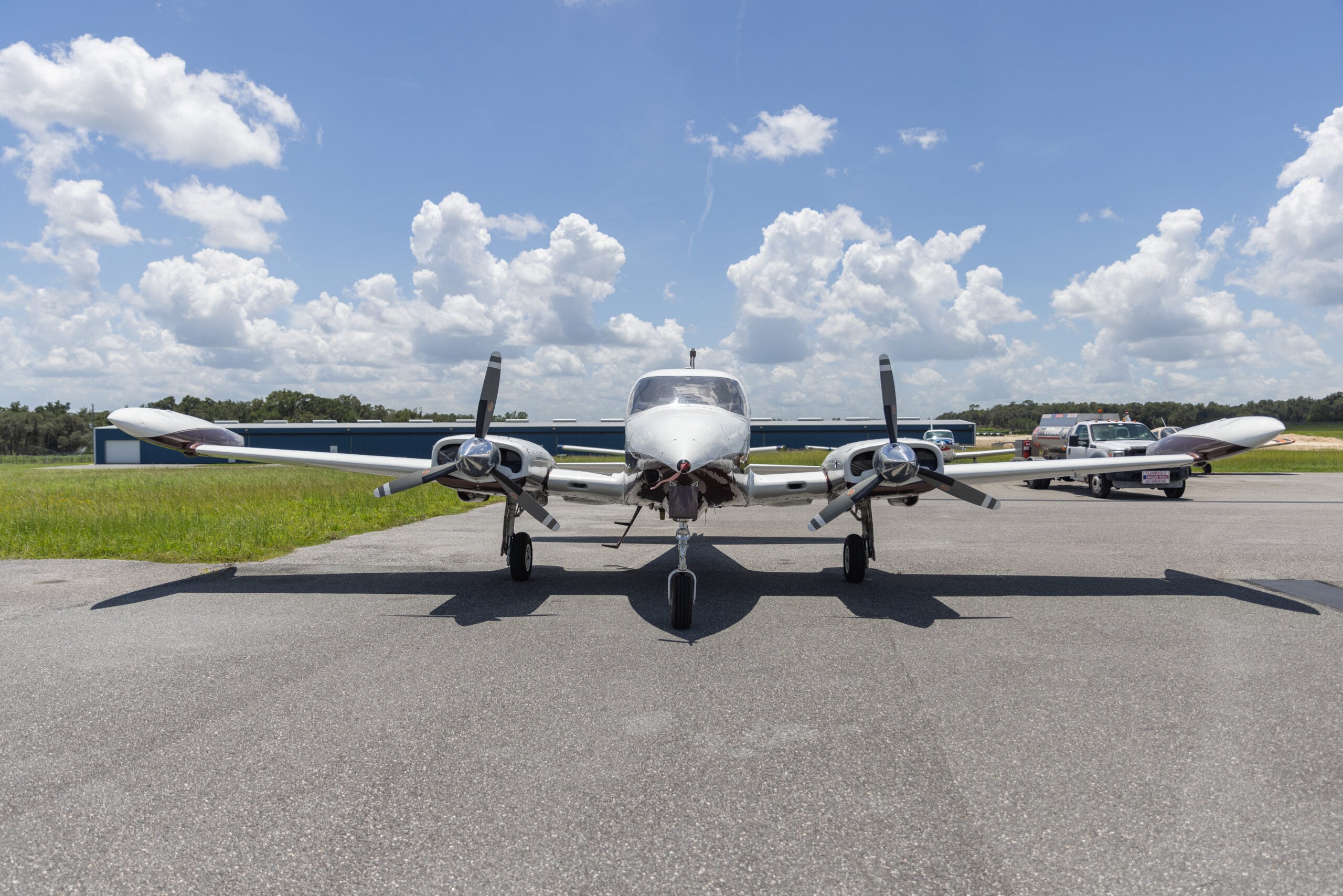 1967 Cessna 310P (N414SG) - Image 4
