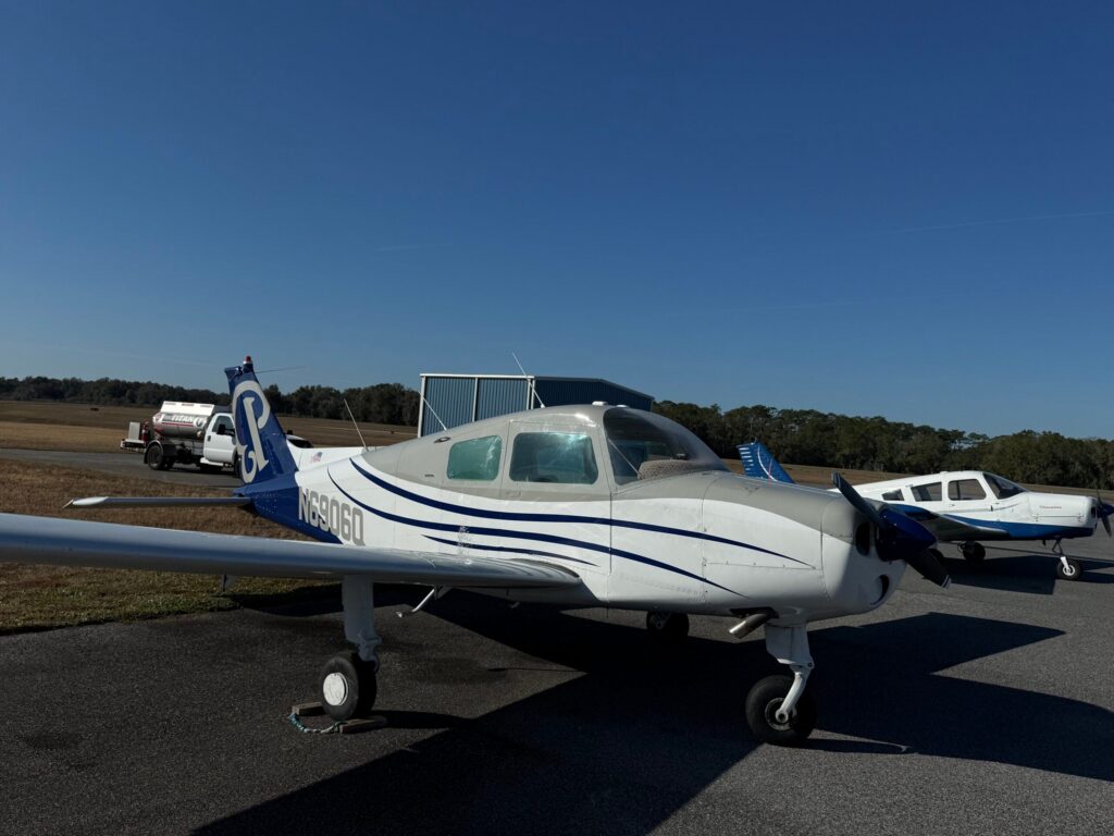 1967 Beech Musketeer (N6906Q)