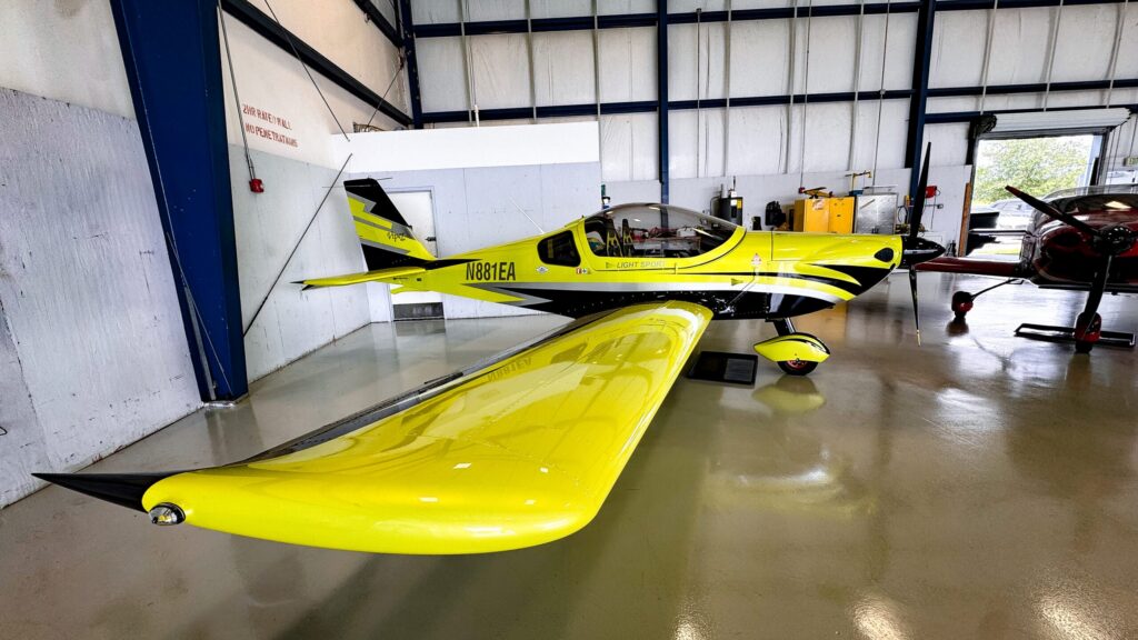 2025 VIPER SD-4 PLATINUM (N881EA)