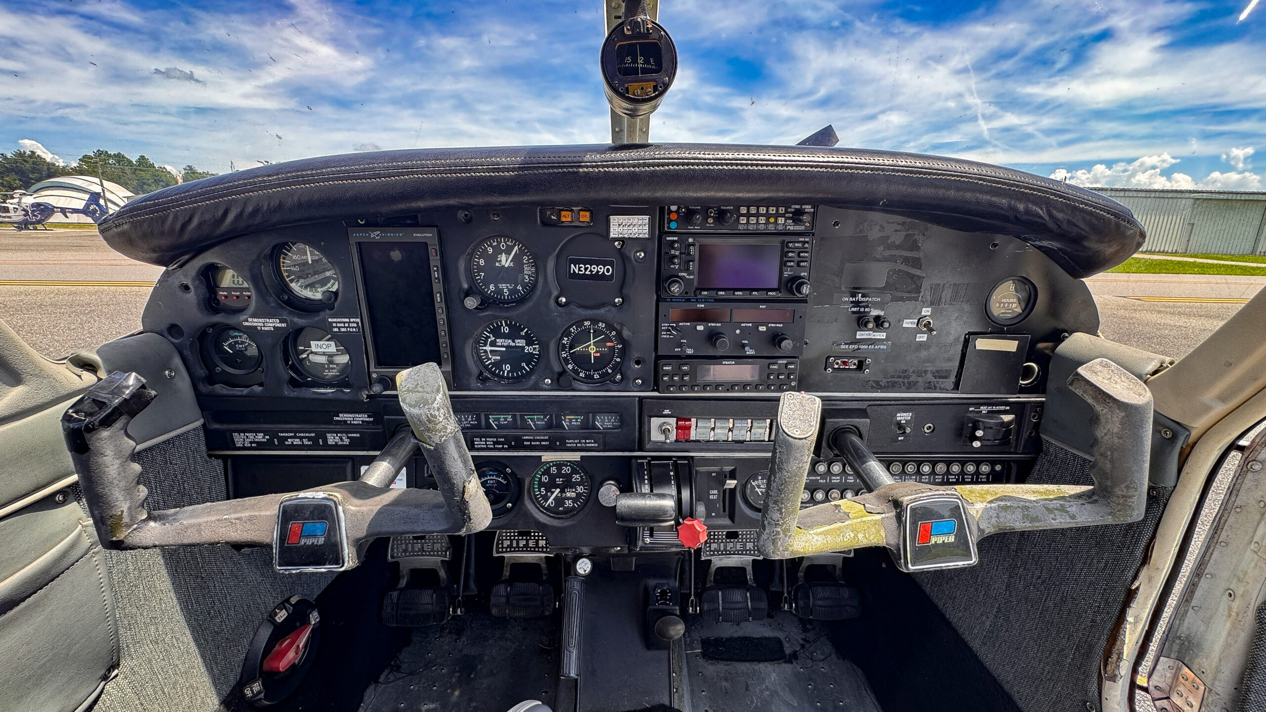 1974 Piper Cherokee PA-28-151(N32990) - Image 7