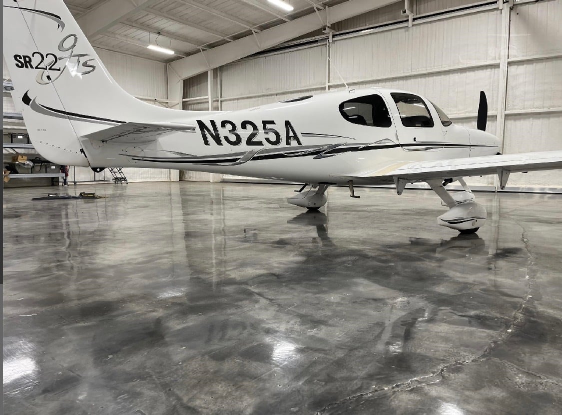 2006 Cirrus SR22 (N325A) - Image 3