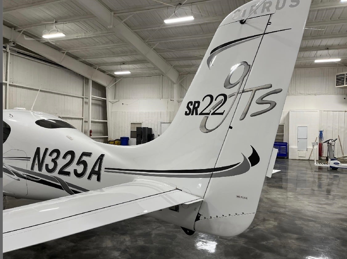 2006 Cirrus SR22 (N325A) - Image 5