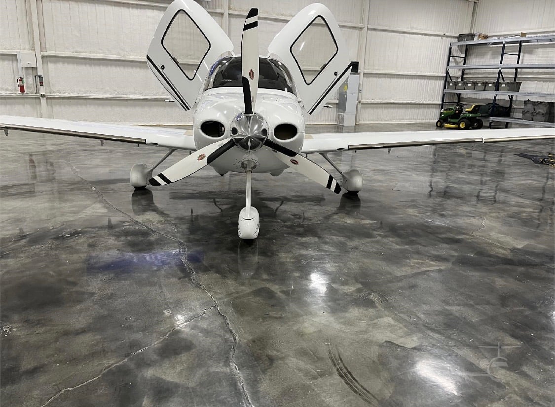 2006 Cirrus SR22 (N325A) - Image 8