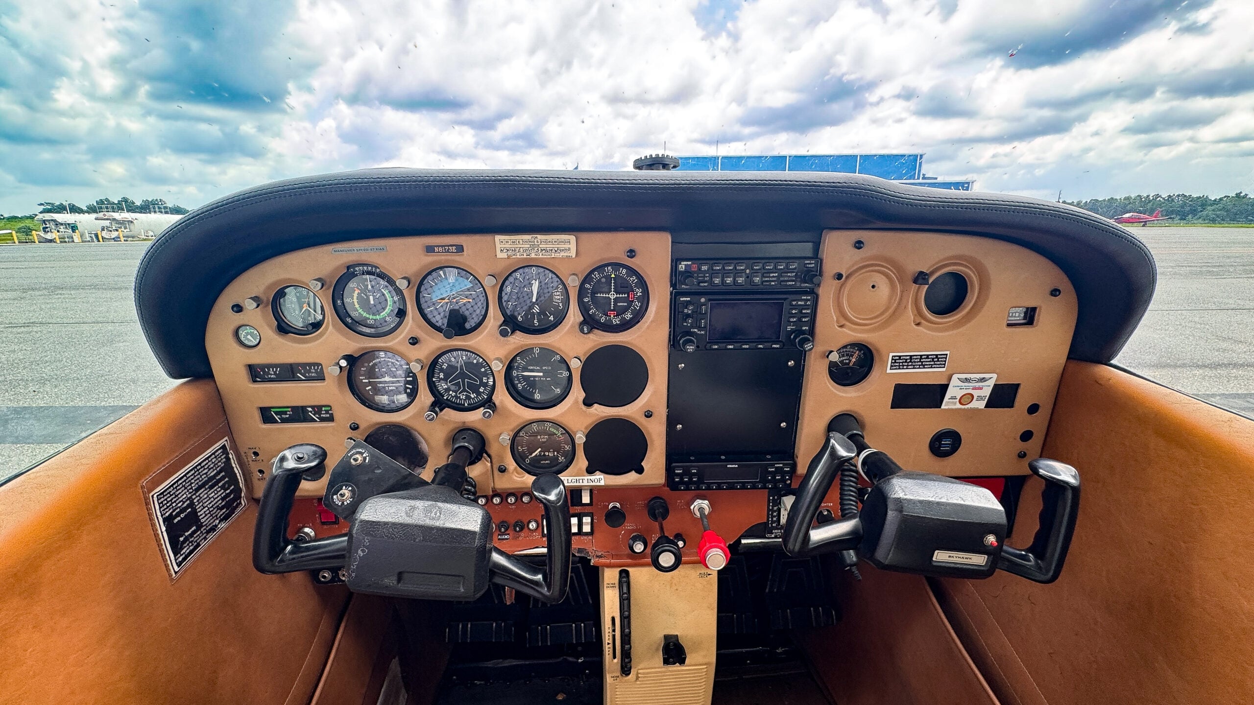 1978 Cessna 172N (N8173E) - Image 4